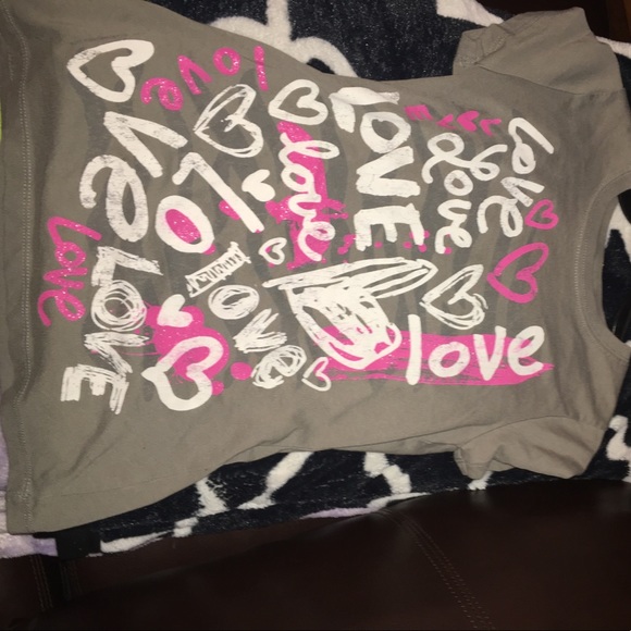 Grey tshirt short sleeved - Picture 1 of 2