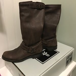 Frye Dark Brown Veronica Slouch Boots (size 8)