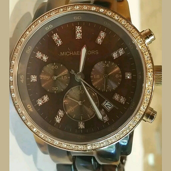 Brand new authentic Michael Kors Tortoise watch display picture 1