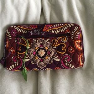 Vera Bradley wallet