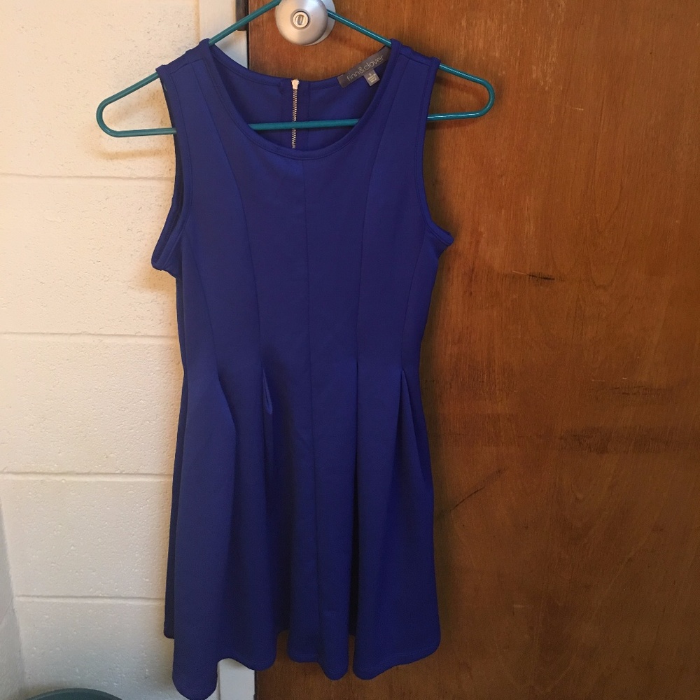 blue dress