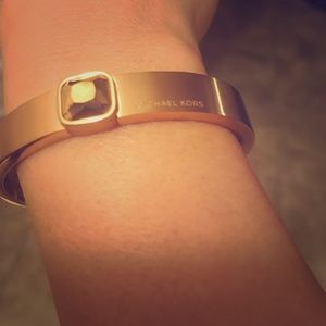 Michael Kors rose gold bangle