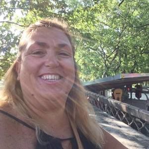 Meet your Posher, Mickie