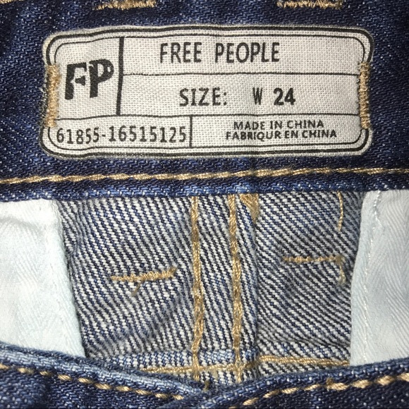 Free People Shorts Denim w/ White Eyelet NWT Sz 24 - Picture 5 of 6