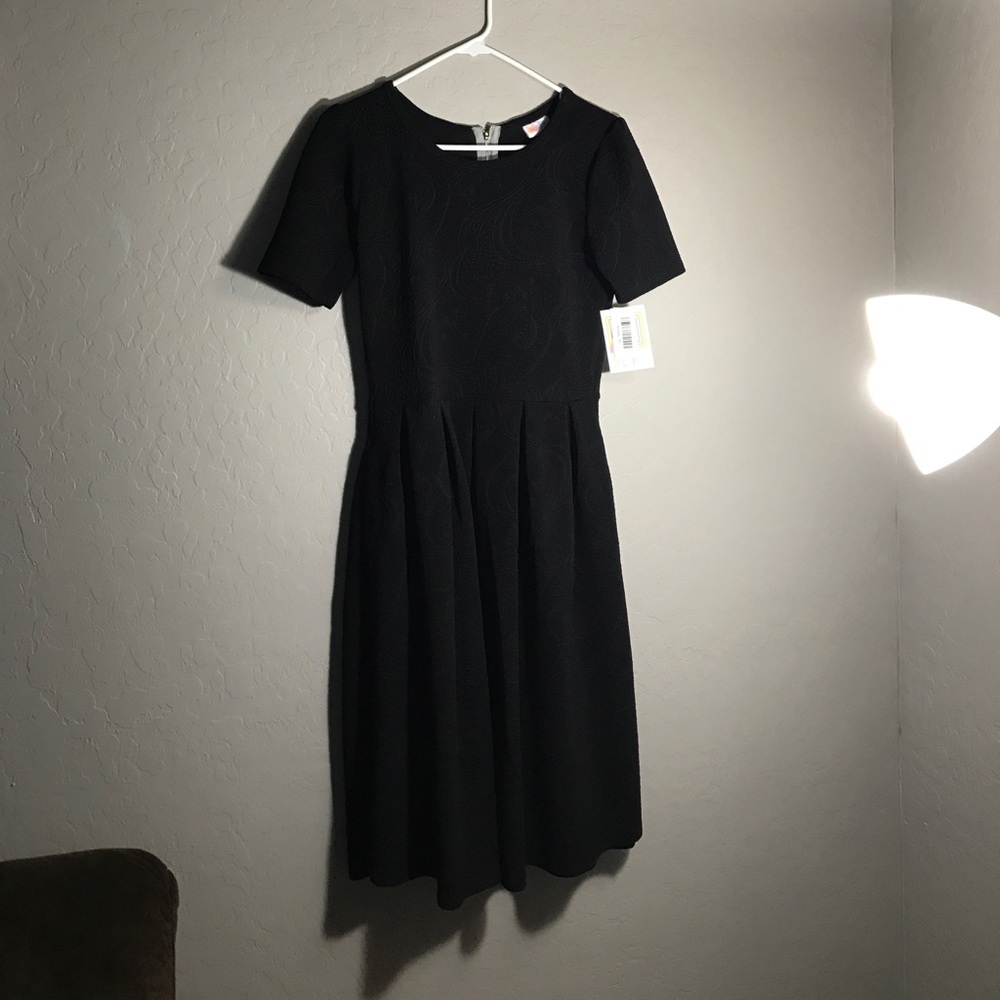 Lularoe Amelia