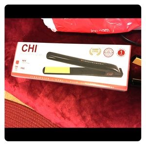 CHI ceramic 1 inch flat iron