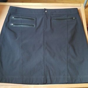 Black Athleta Sleek Ski Skirt size 16T