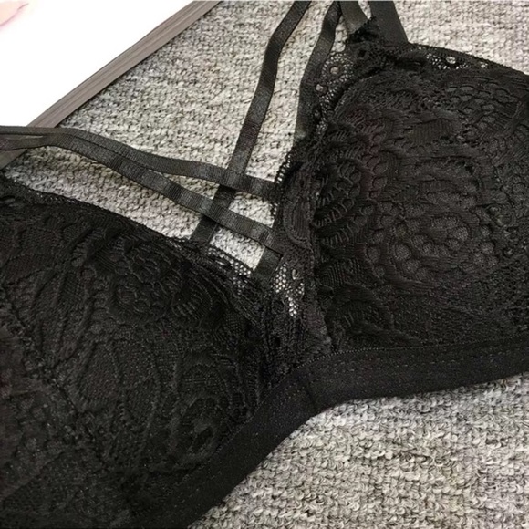 💋BLACK LACE CAGGED PADDED BRALETTE FITS 32-24A/B - Picture 2 of 6