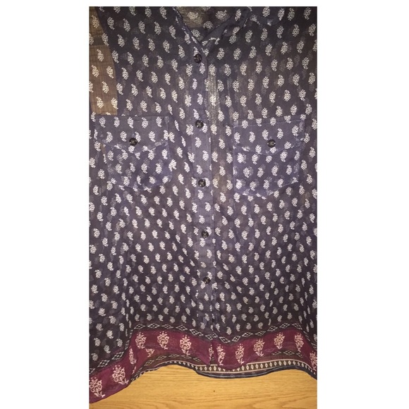 Forever 21 sleeveless navy blue top. - Picture 3 of 3