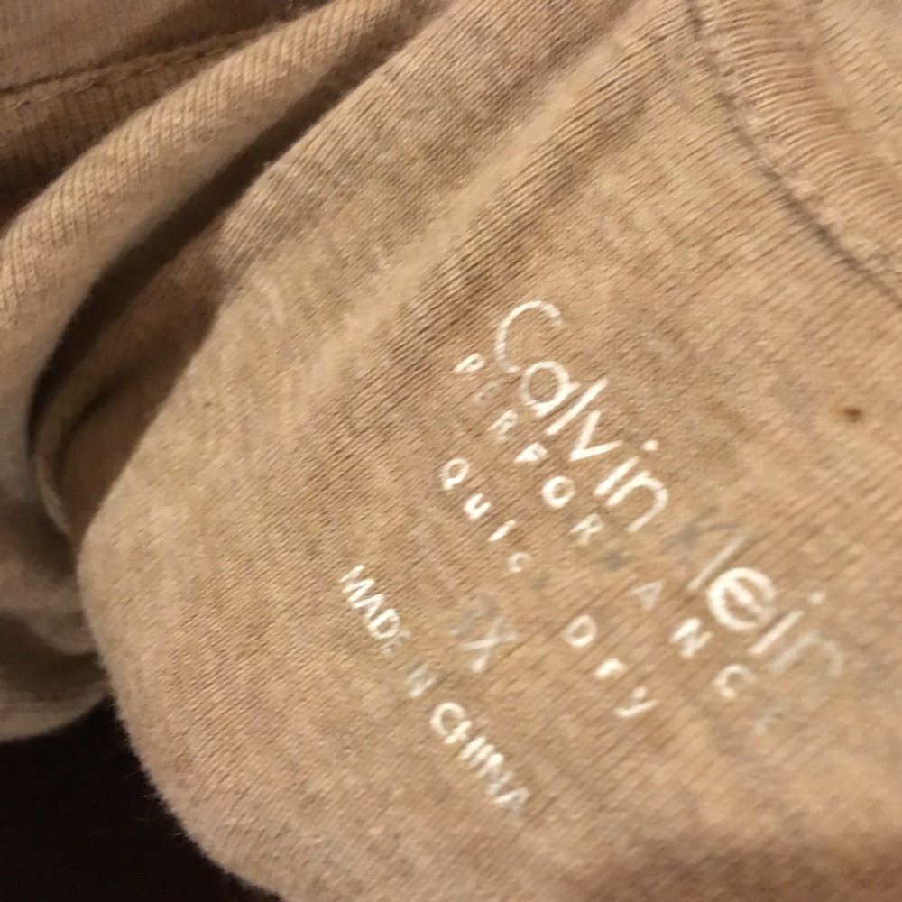 Calvin Klein Performance Quick Dry Top - Picture 5 of 5