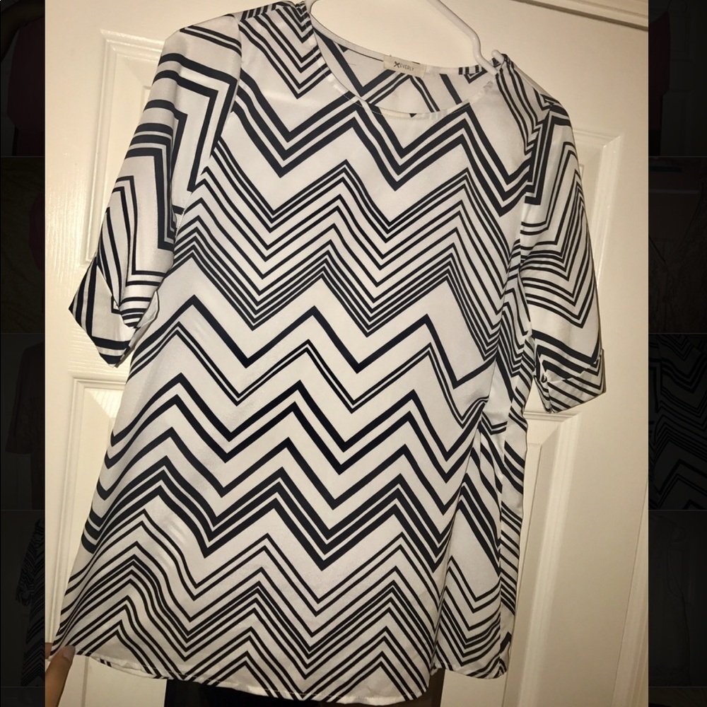 Chevron Design B&W Blouse
