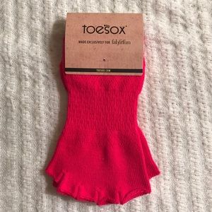 Toesox for Yoga or Pilates! ✌🏼