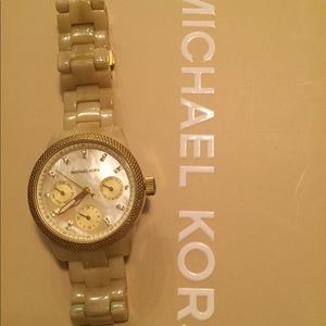 MK Watch