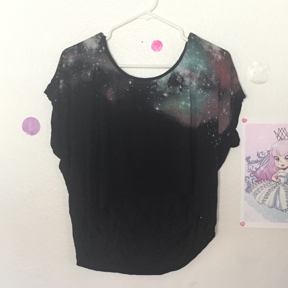 Galaxy High-Low Tee