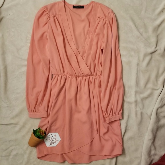 Honey Punch Dresses & Skirts - HONEY PUNCH Dress