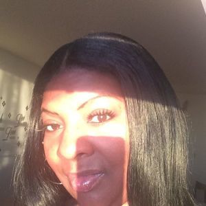 Meet your Posher, Ellaj