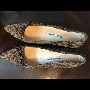 manolo Blahnik leopard print kitten heel shoes.