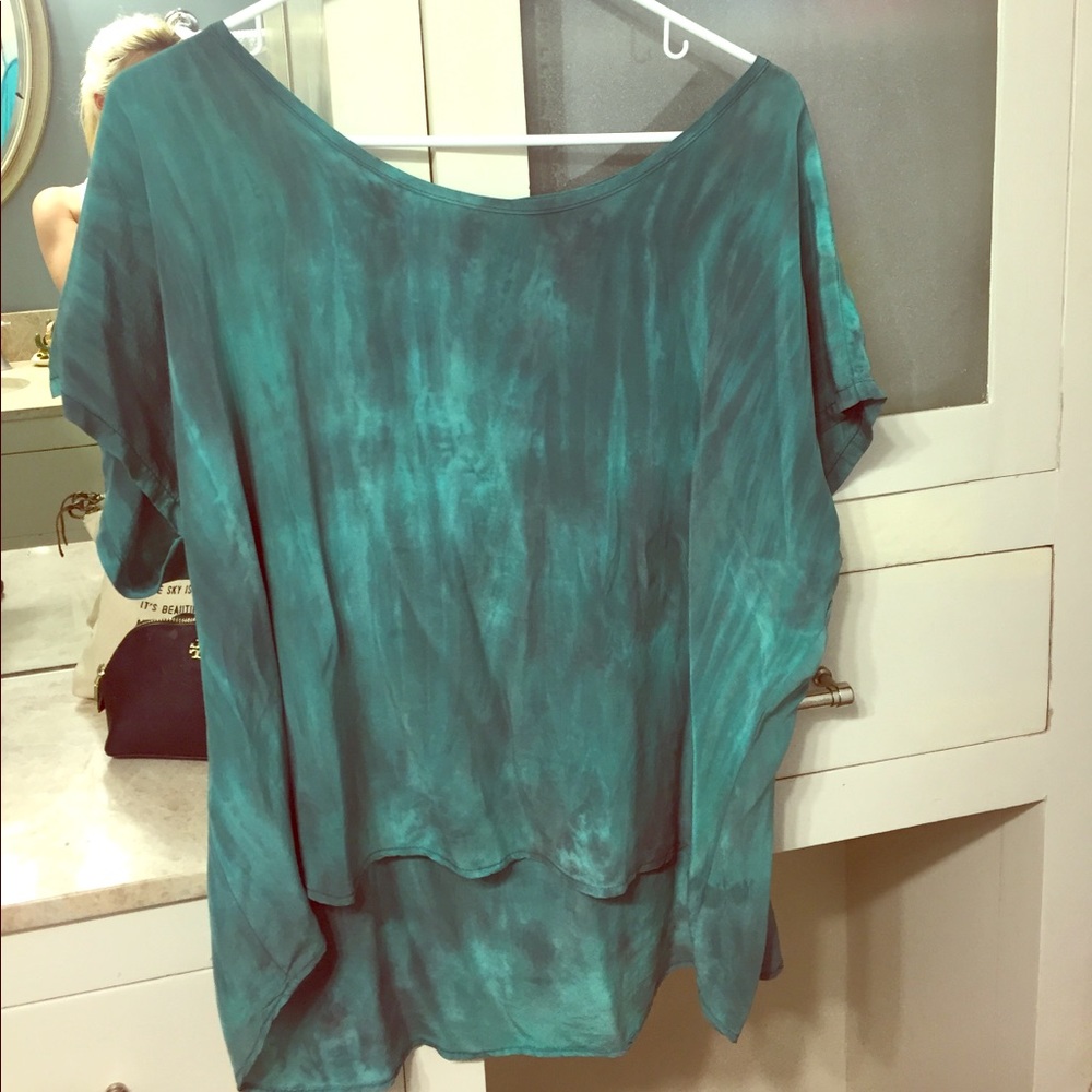 Patterson J. Kincaid varied blue top