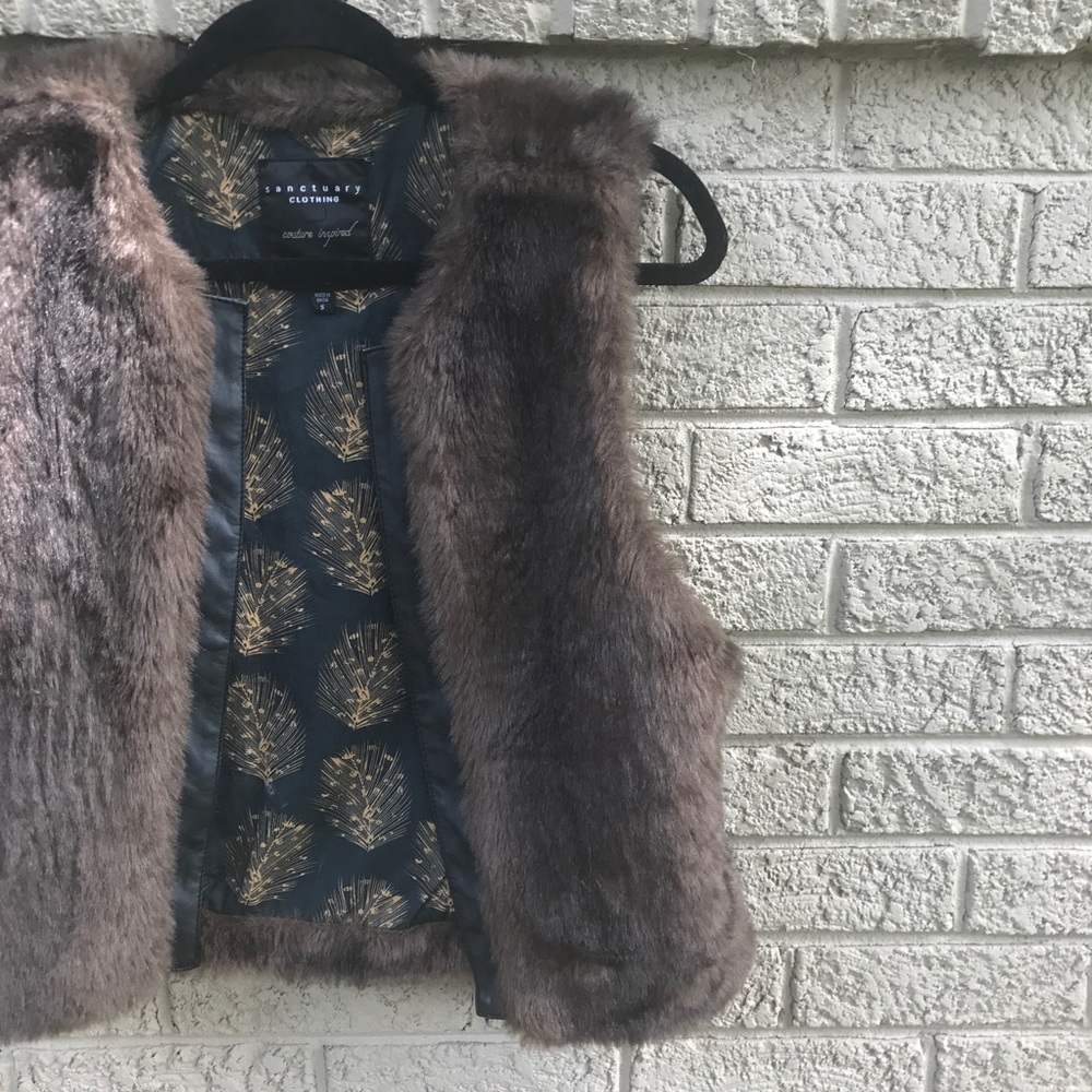 Faux fur vest