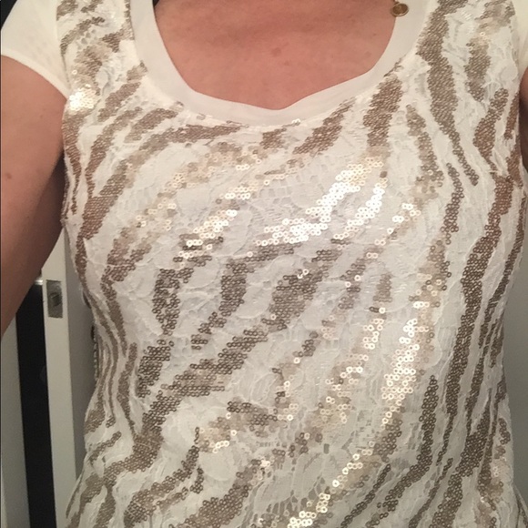 NWT Bebe ANIMAL PRINT Gold Sequined Shirt - Picture 3 of 5