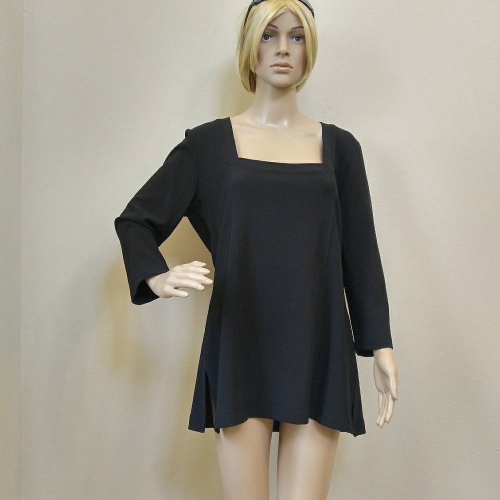 Boston Proper square cut top