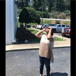 Meet your Posher, Sandra