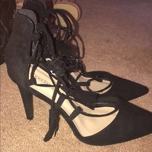 Shoe dazzle new heels