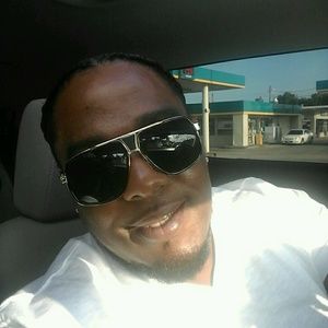 Meet your Posher, Bobby