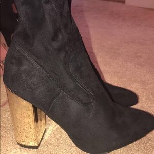 Fashion nice booties nwot 😇