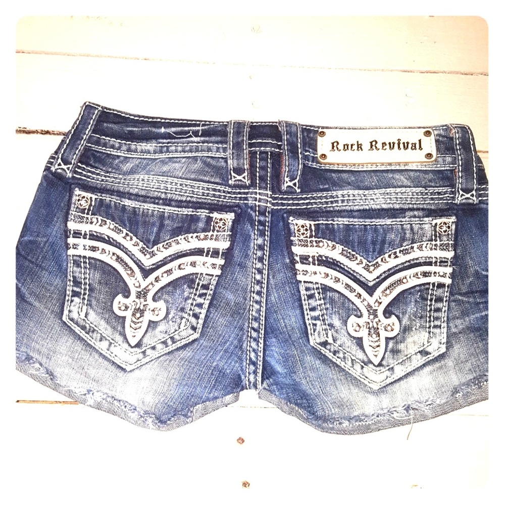 Rock Revival shorts