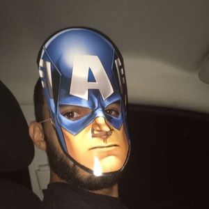 Meet your Posher, Luis