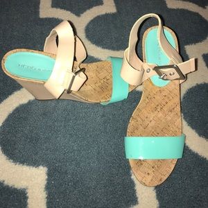 BCBG generation wedges