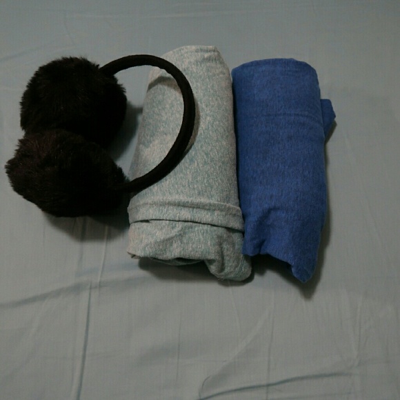 TWO SOLID LONG SLEEVE SHIRTS. SOFT COTTON. - Picture 3 of 4