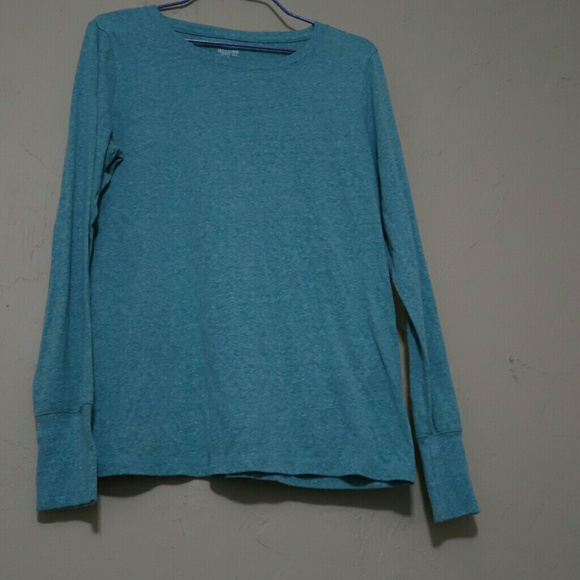 TWO SOLID LONG SLEEVE SHIRTS. SOFT COTTON. - Picture 4 of 4