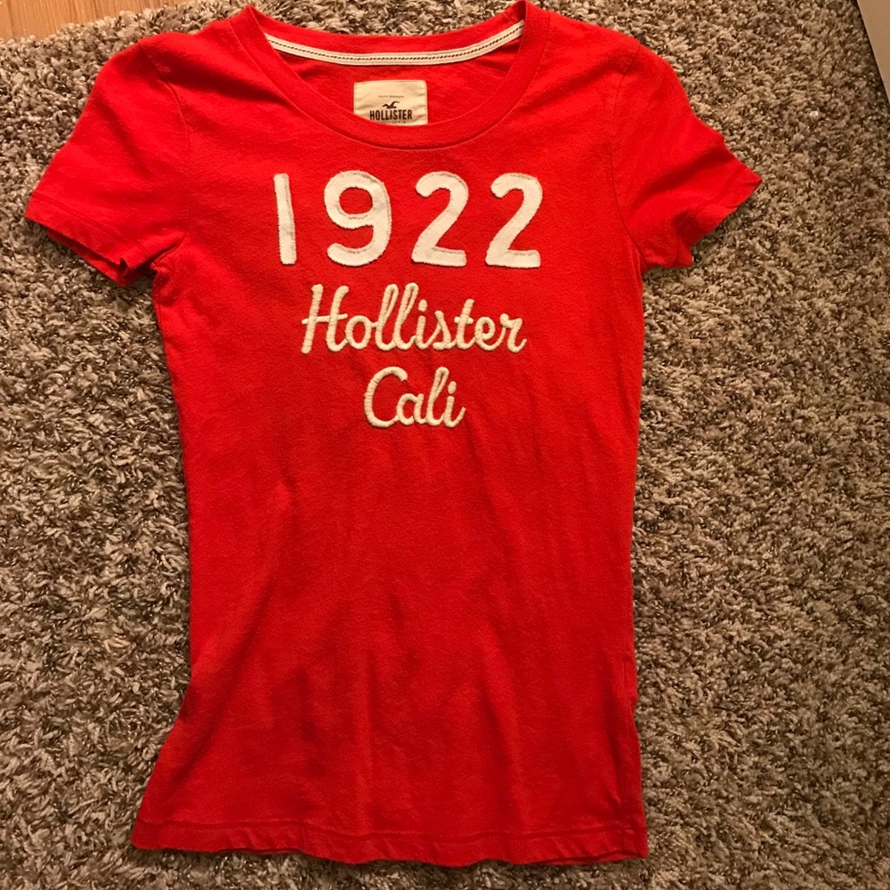 Hollister t shirt