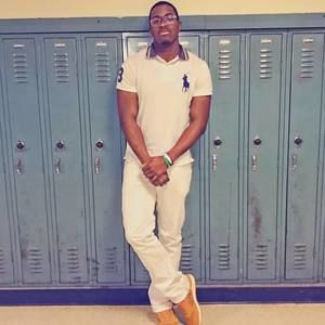 Meet your Posher, Carlos