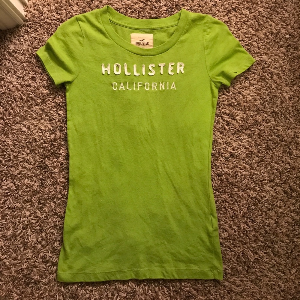 Hollister t shirt