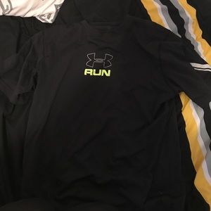 Men's under armour t shirt