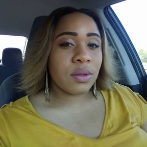 Meet your Posher, Brittney