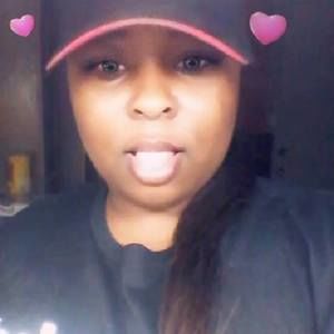 Meet your Posher, Kendra