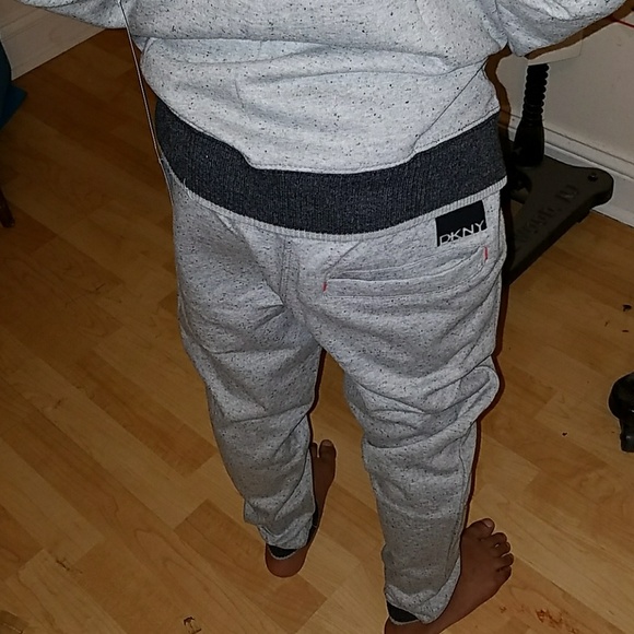 soft fleece Sweatsuit - Picture 3 of 5