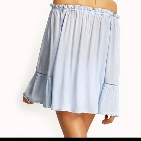 New light BLUE Bell Sleeve Peasant Top - Picture 4 of 6