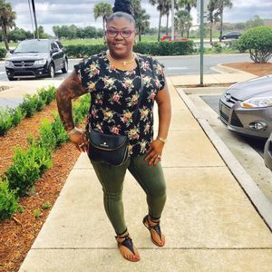 Meet your Posher, Stacy