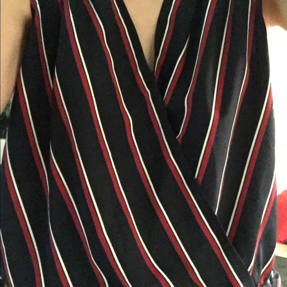 To come- Banana Republic péplum top.