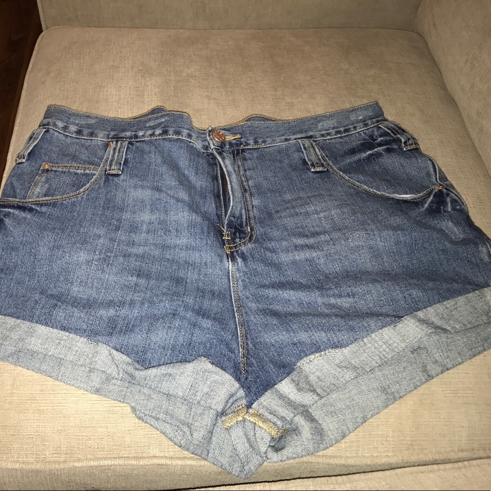 BDG Shorts 32W