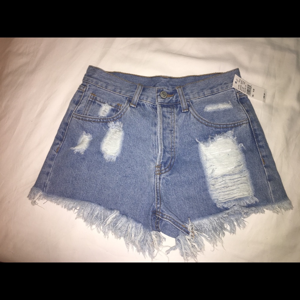 Brandy Melville high waisted shorts