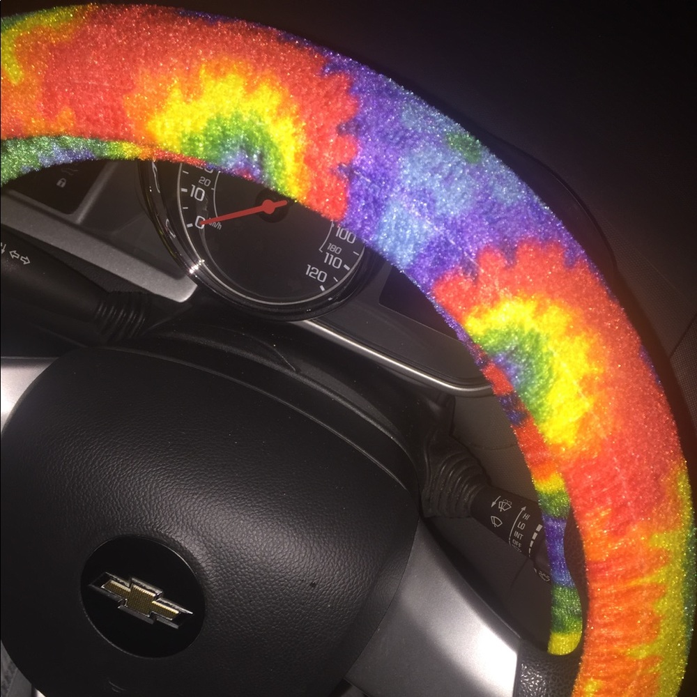 Rainbow steering wheel cover