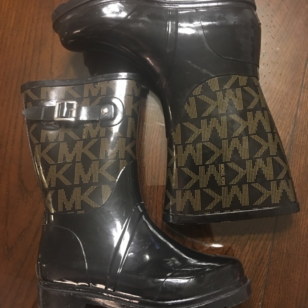 Michael Kor rain boots