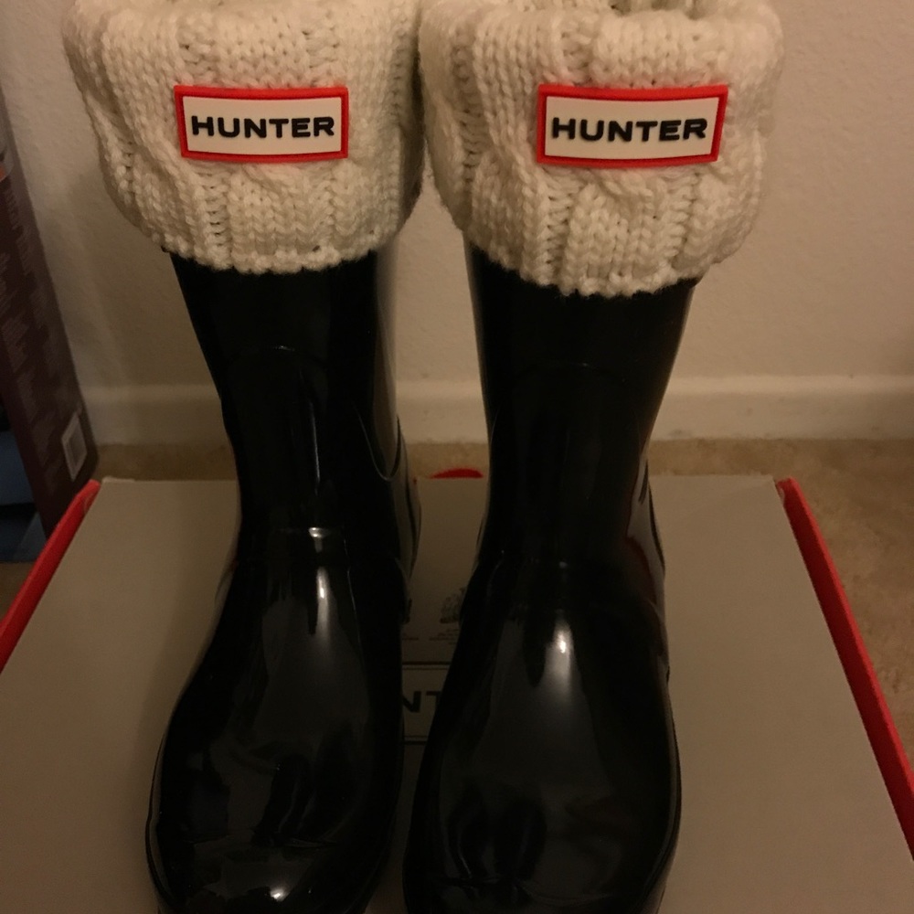 Hunter Cream Cable Knit Short Boot Socks (sz m)