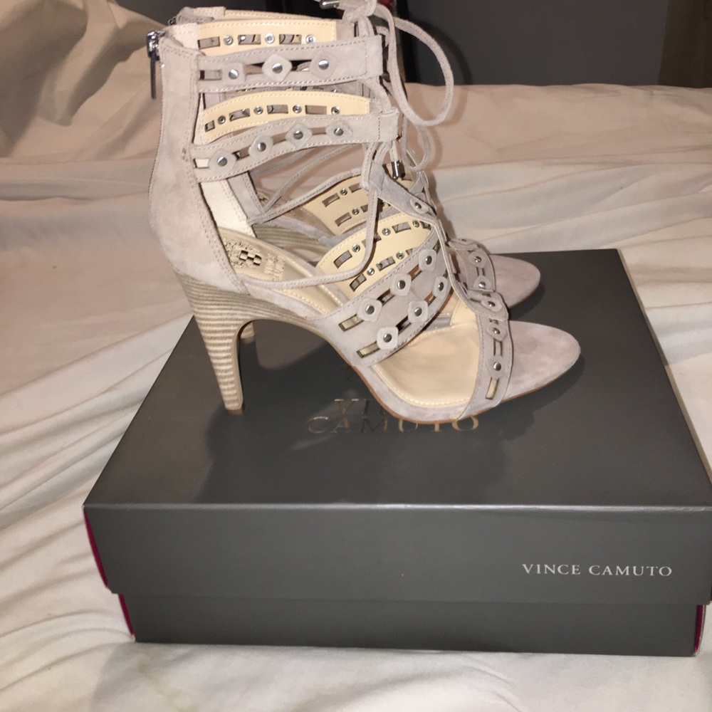 🌹HP🌹brand new gladiator heel